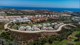 Tuinappartement Casares Playa € 431.000,-