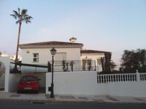 ADAAAP3371_6635_V1_5D09.jpg